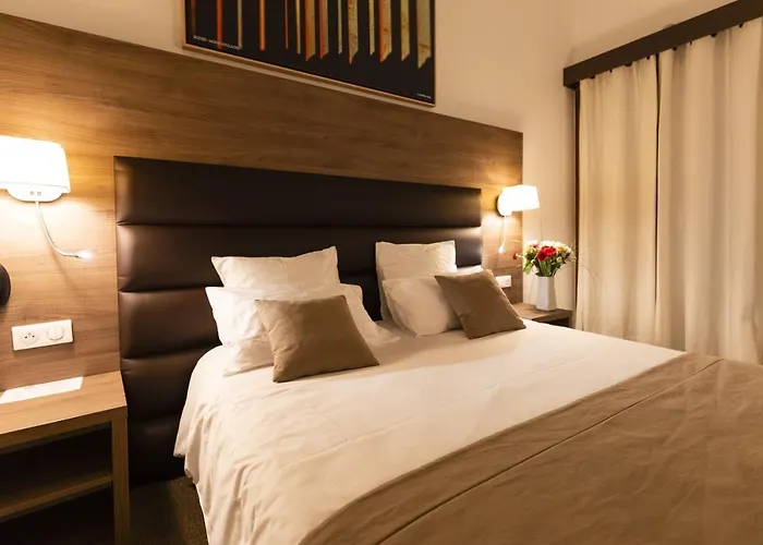 Bastide Hotel Onet-le-Chateau